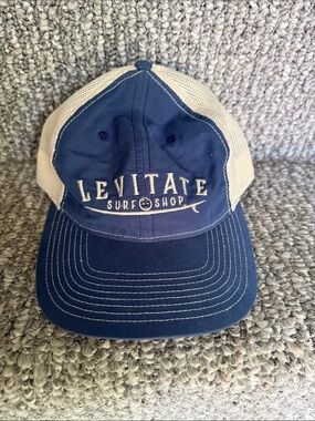 NWOT Levitate Surf Shop Navy and Cream Mesh Trucker Hat